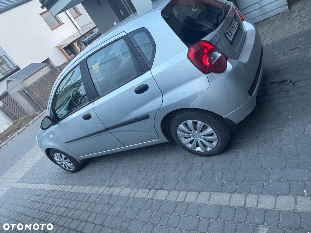 Chevrolet Aveo - 7