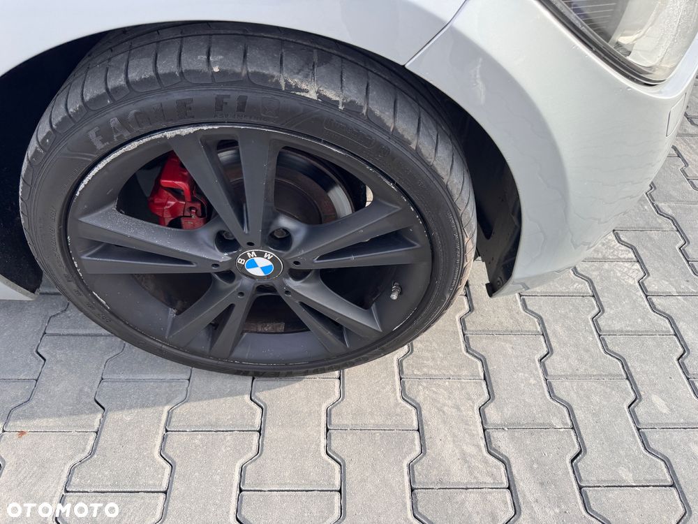BMW Seria 1 116i Sport Line - 31