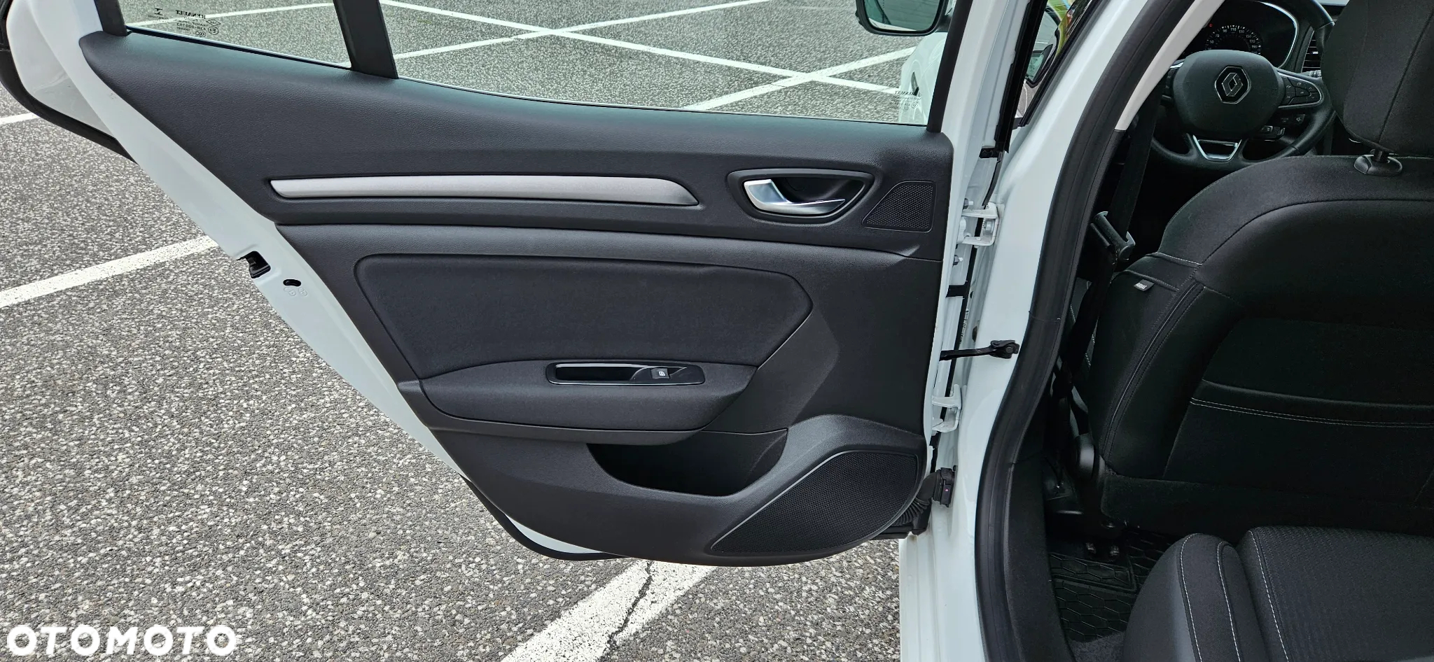 Renault Megane 1.3 TCe FAP Zen - 21