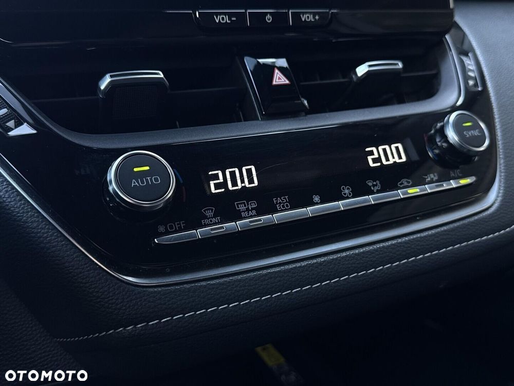Toyota Corolla 1.8 Hybrid Style - 24