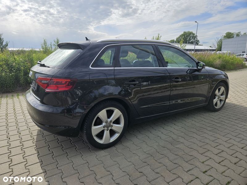Audi A3 Sportback - 4