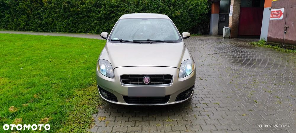Fiat Croma 1.9 JTD Active - 2