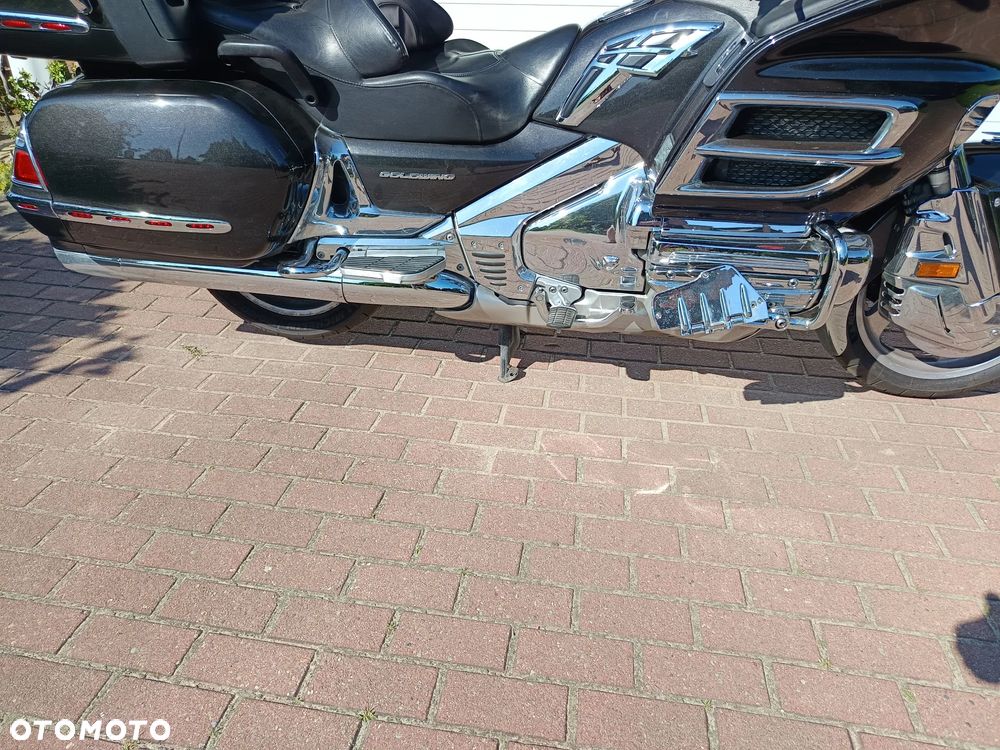Honda GL - 8