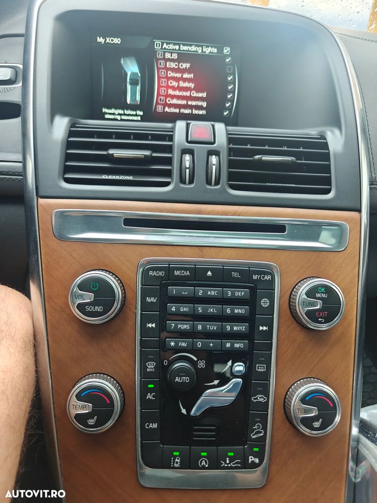 Volvo XC 60 - 10