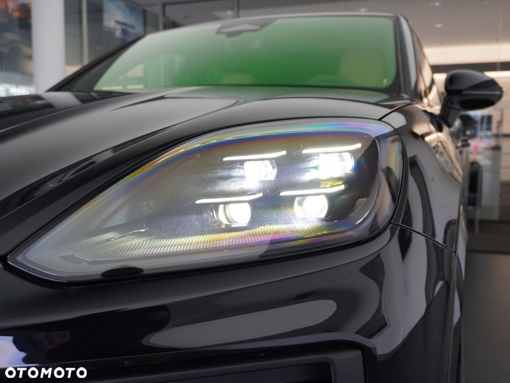 Porsche Cayenne E-Hybrid PHEV Black Edition - 10