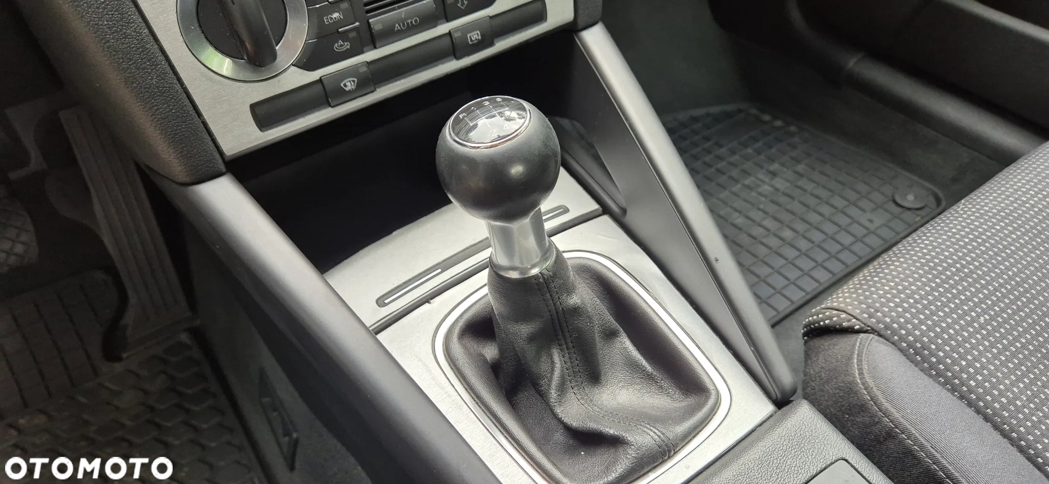 Audi A3 1.6 Attraction - 19