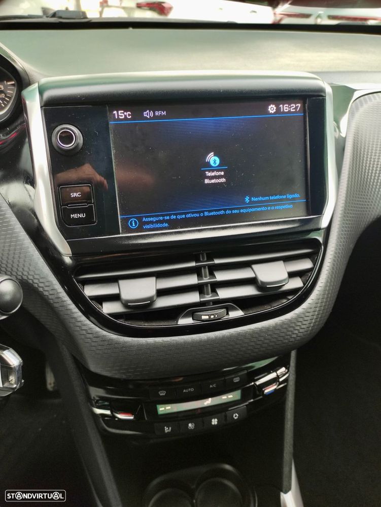 Peugeot 2008 1.2 PureTech Active - 12