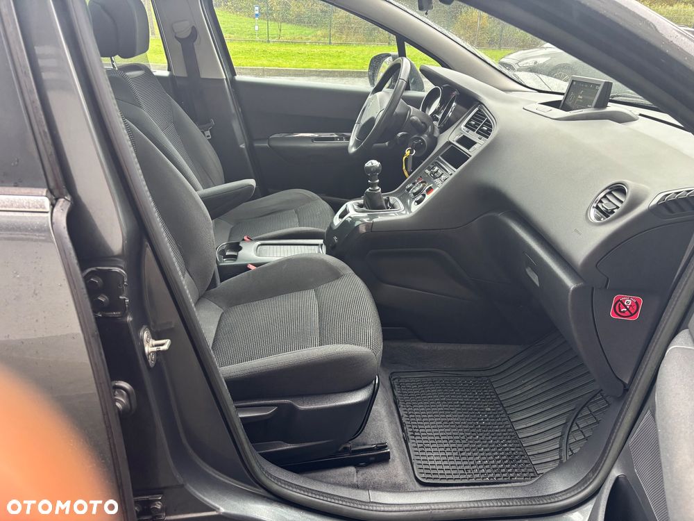 Peugeot 5008 1.6 HDi Active 7os - 13