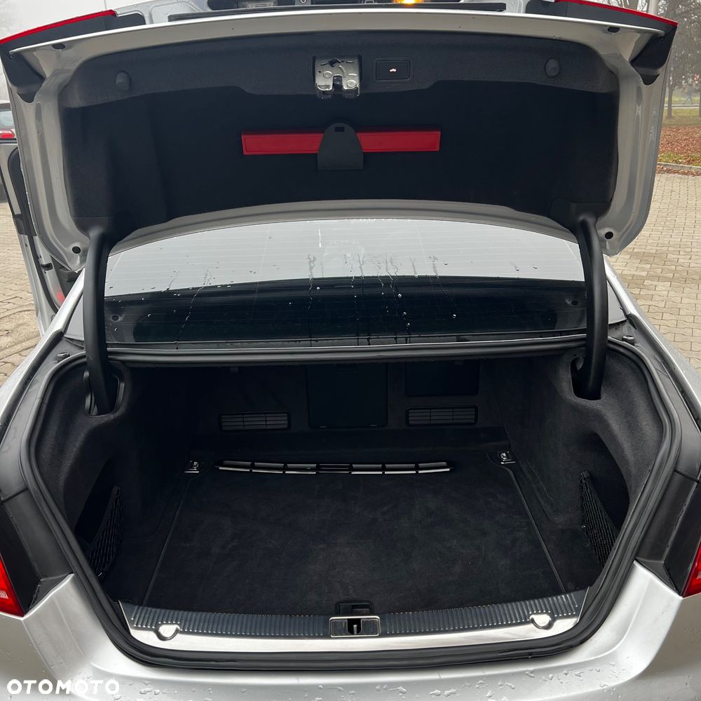 Audi A8 4.2 FSI Quattro tiptronic Langversion - 24