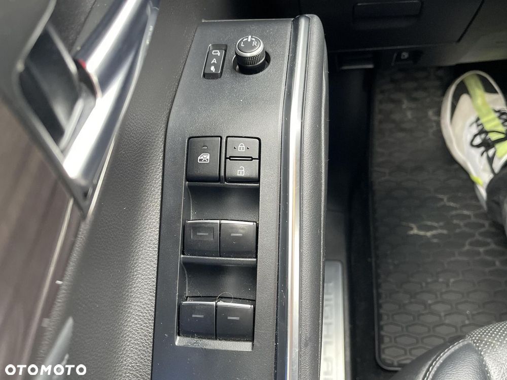 Toyota Highlander - 18