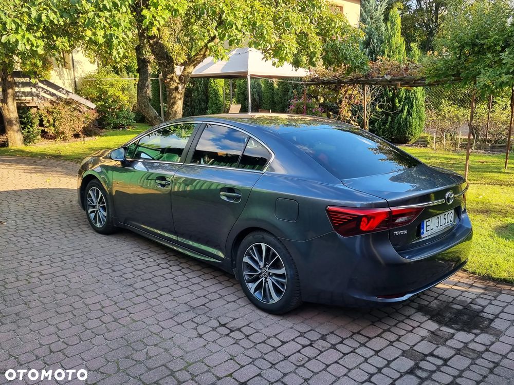Toyota Avensis 1.8 Prestige - 13
