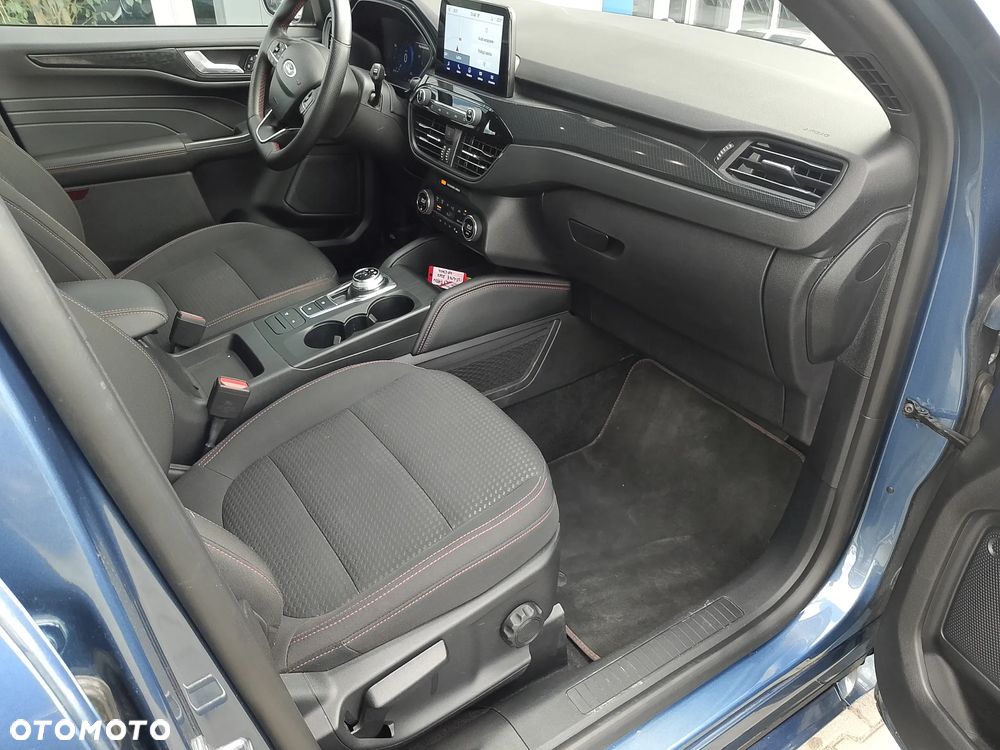 Ford Kuga 2.5 FHEV FWD ST-Line - 17