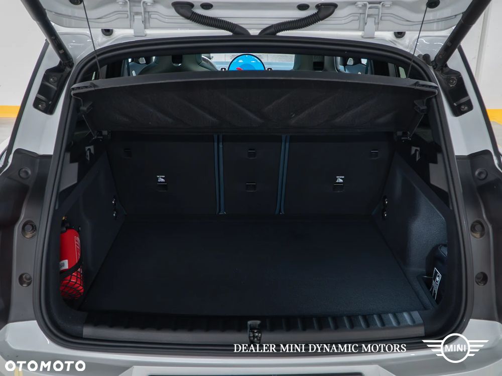 MINI Countryman C Favoured Trim - 12