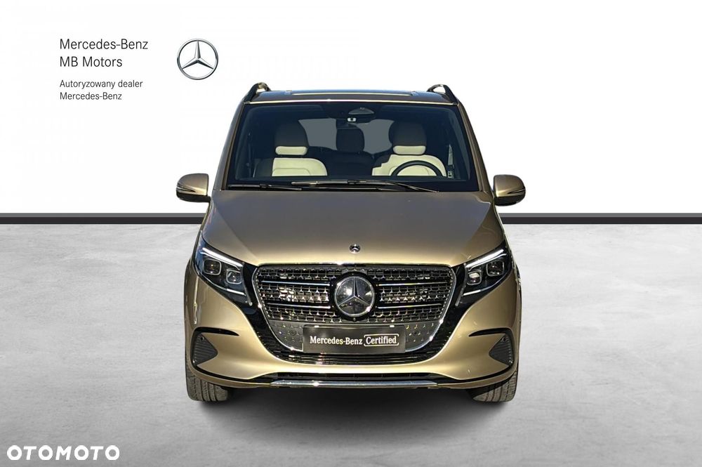 Mercedes-Benz Klasa V - 8