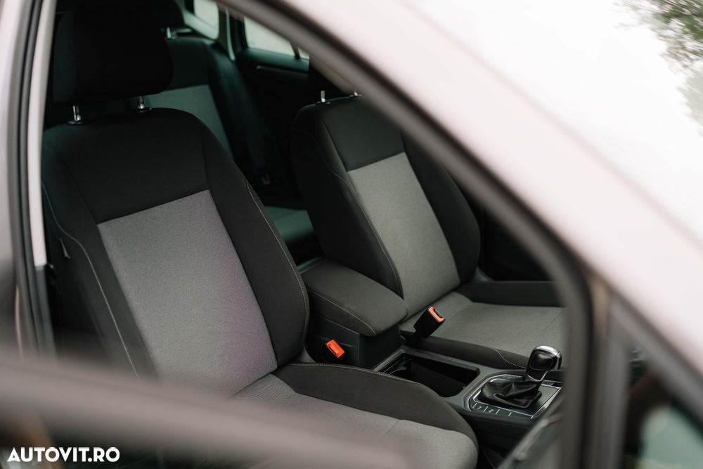 Volkswagen Golf 1.6 TDI DSG BMT Comfortline - 30