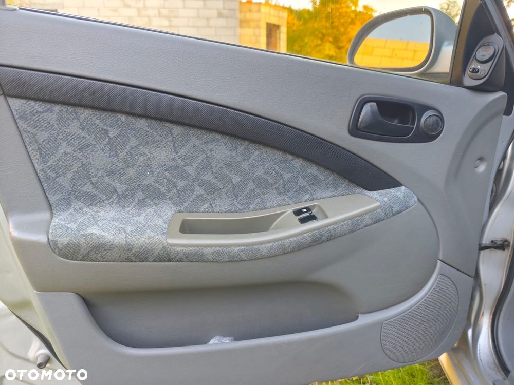 Chevrolet Lacetti 2004 photo 3