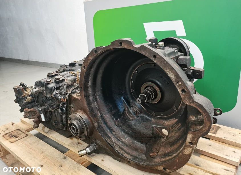 Skrzynia biegów CAT TH 560 - 6