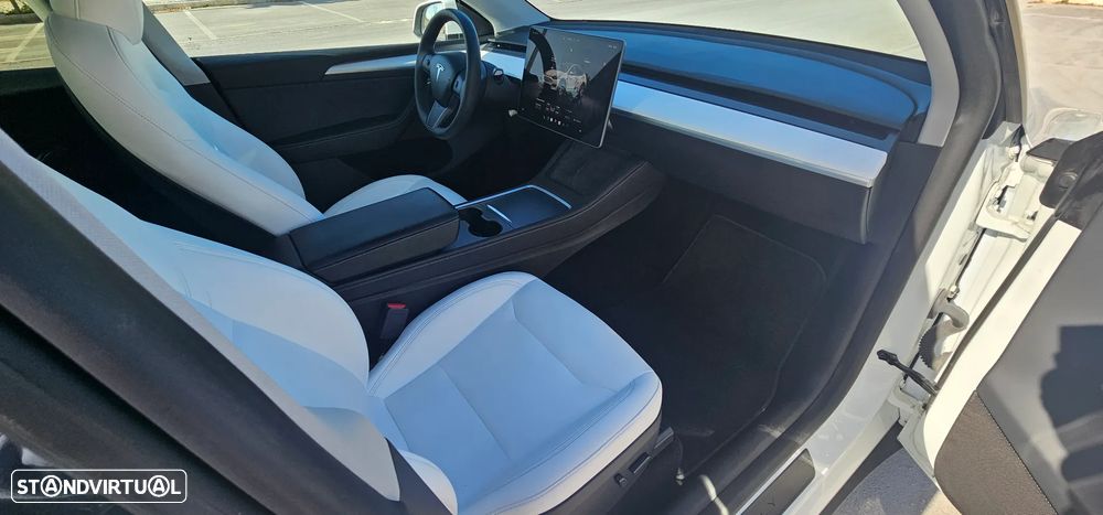 Tesla Model Y Long Range Tração Integral - 15
