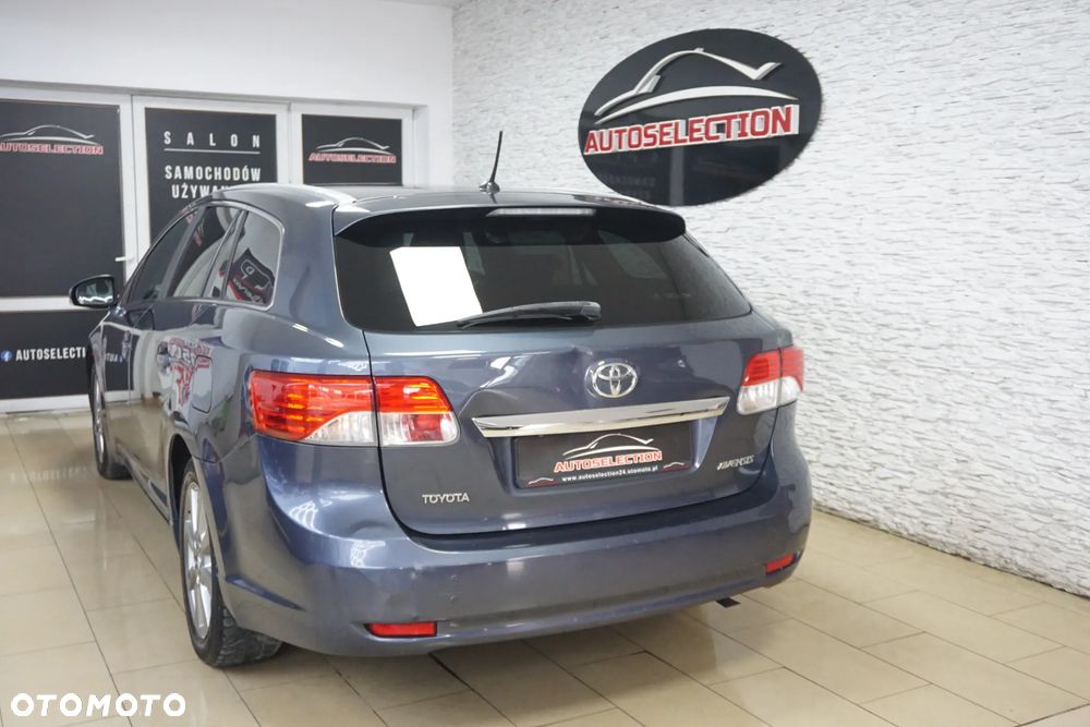 Toyota Avensis 1.8 Life - 7