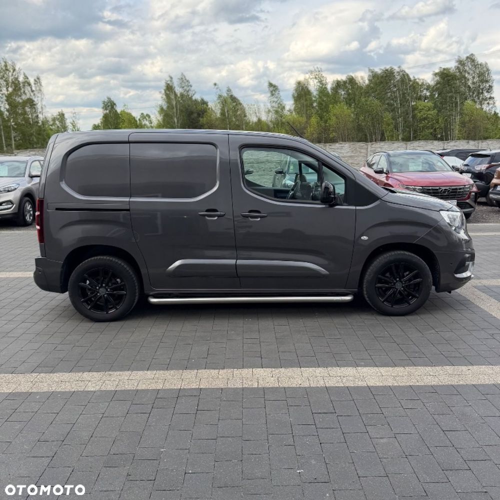 Opel Combo - 12