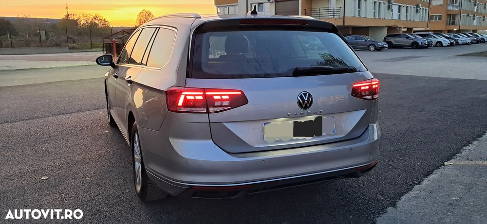Volkswagen Passat Variant 2.0 TDI DSG (BlueMotion Technology) Comfortline - 4