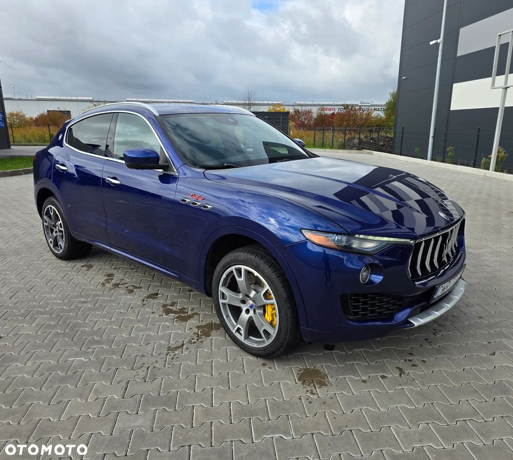 Maserati Levante - 1