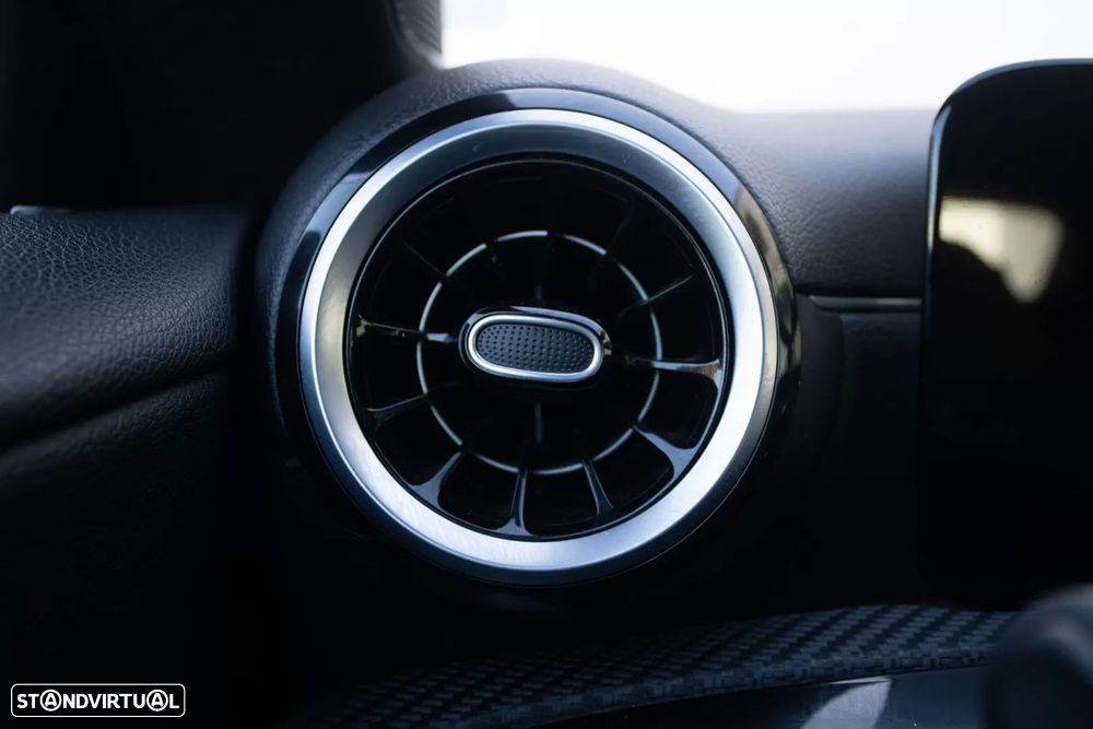 Mercedes-Benz CLA 180 d Shooting Brake Progressive Aut. - 29