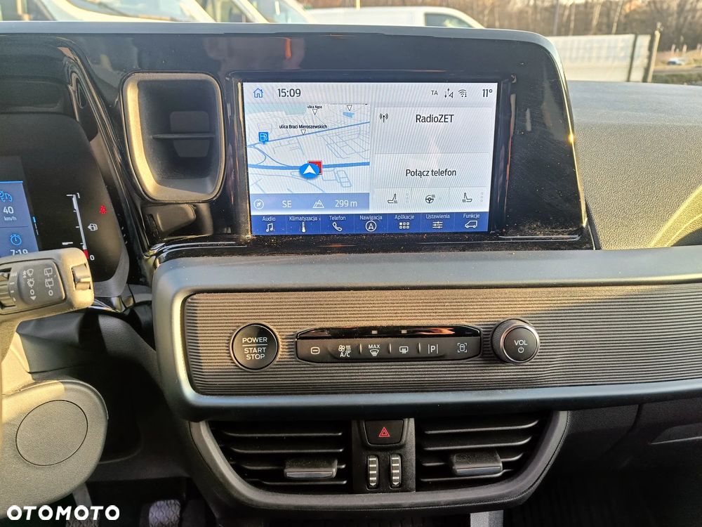 Ford Tourneo Courier 1.0 EcoBoost ACTIVE - 14