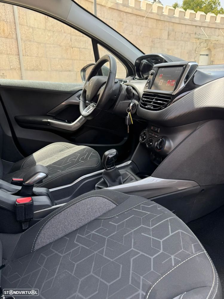 Peugeot 2008 1.2 PureTech Access - 9