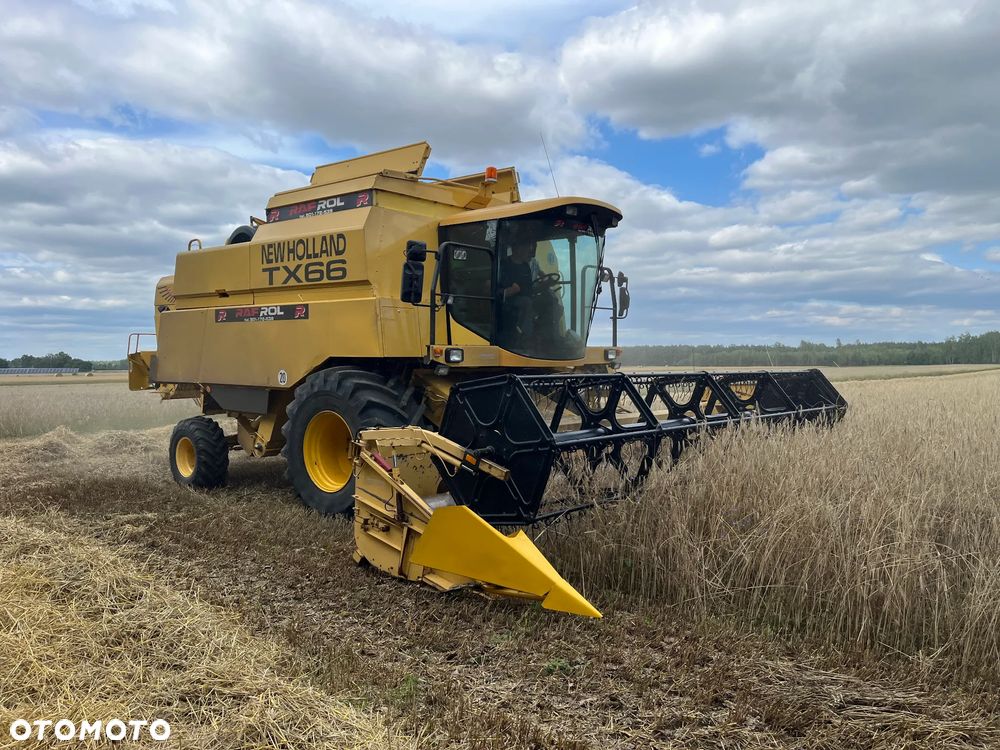 New Holland TX 66 - 1