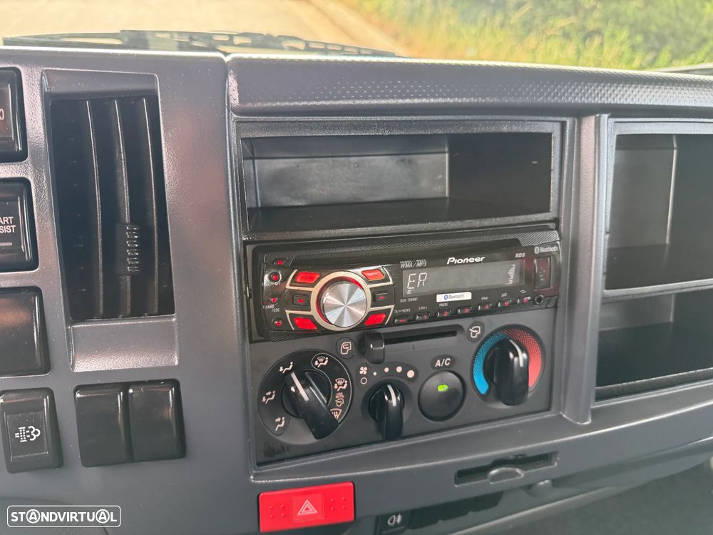 Isuzu NLR 3.0 35.150 AC ABS - 21