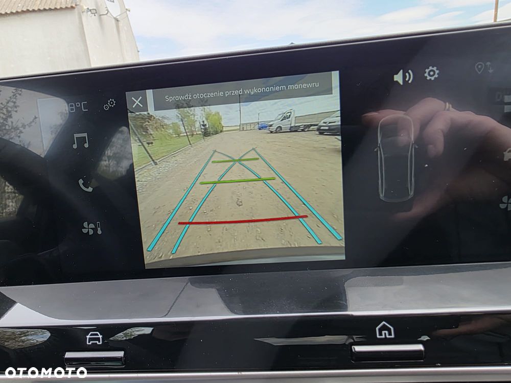 Citroën C4 PureTech 130 Stop&Start EAT8 PLUS - 12