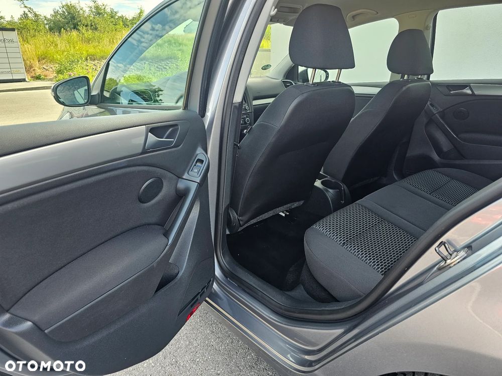 Volkswagen Golf 2.0 TDI DPF Comfortline - 12