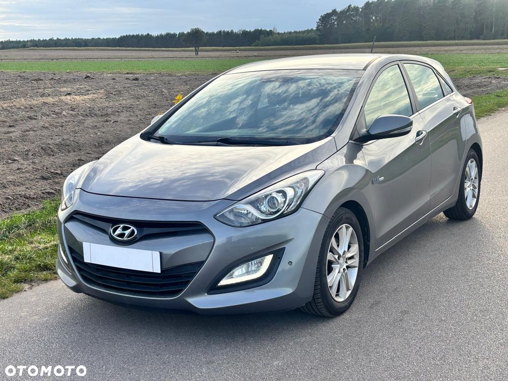 Hyundai i30 blue 1.6 CRDi YES Gold - 1