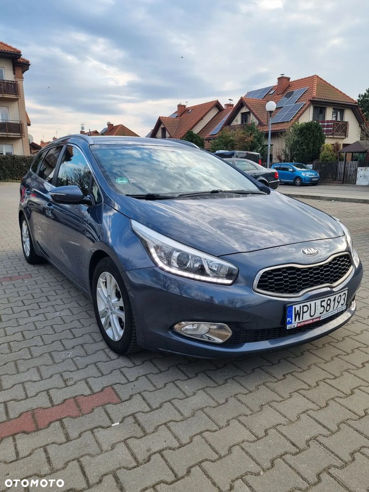 Kia Ceed 1.6 GDI Business Line - 1