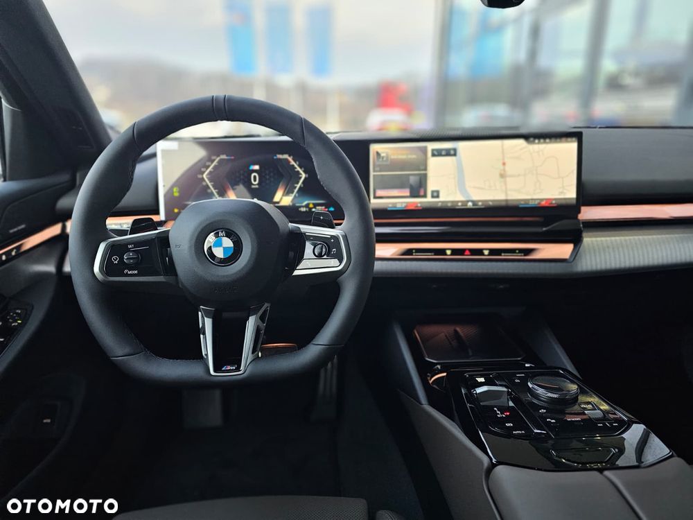 BMW Seria 5 520d xDrive mHEV - 22