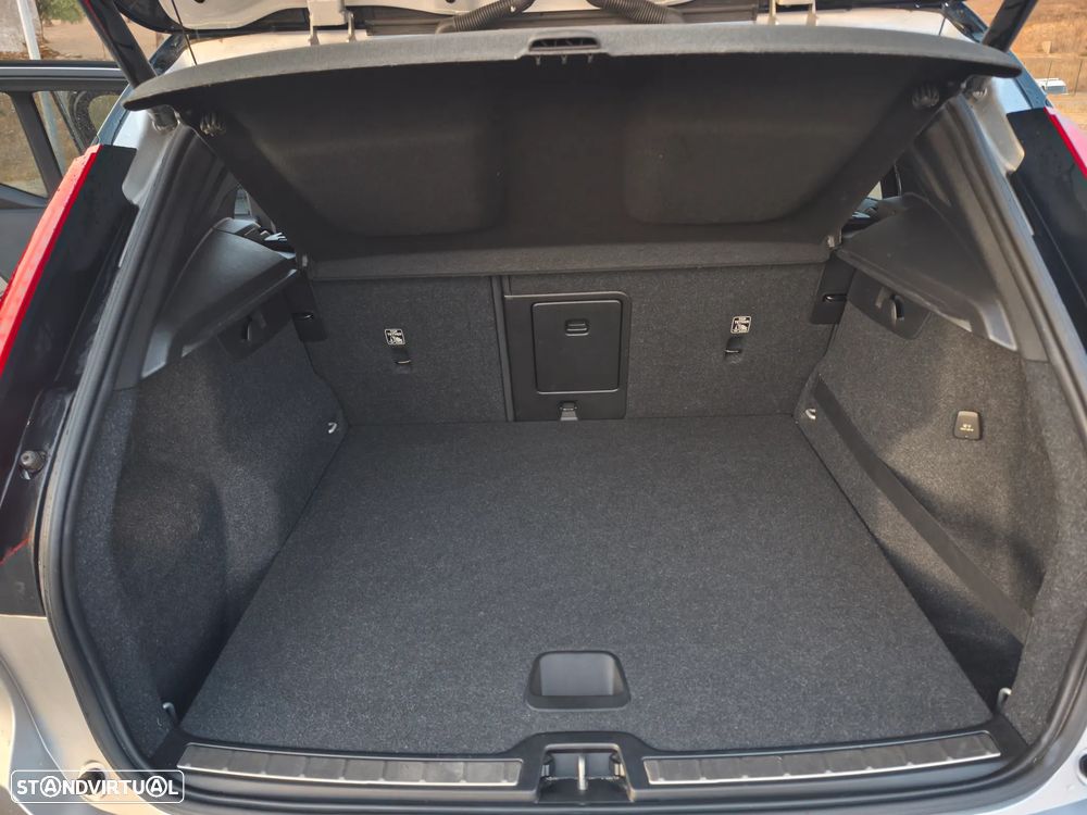 Volvo XC 40 - 8