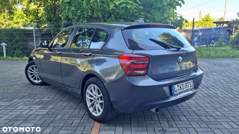 BMW Seria 1 118i Sport Line - 4