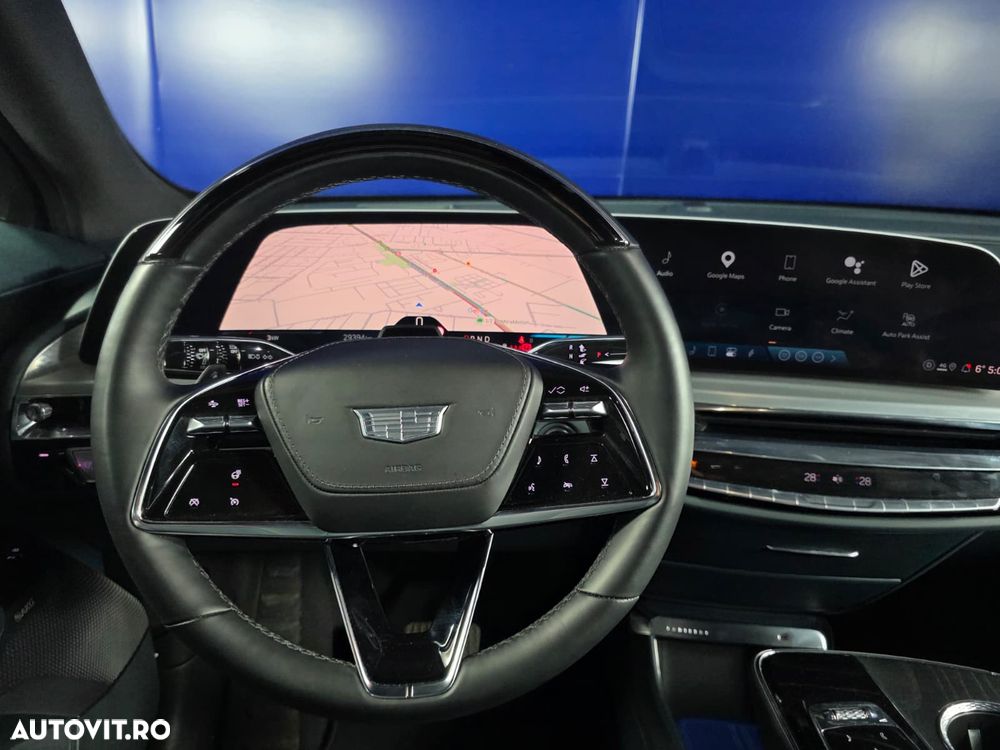 Cadillac Lyriq Sport - 10