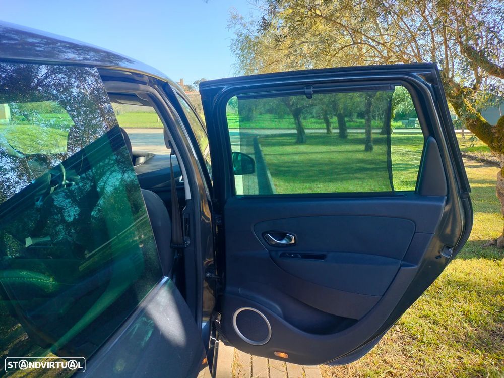 Renault Grand Scénic 1.5 dCi Dynamique S 7L - 32