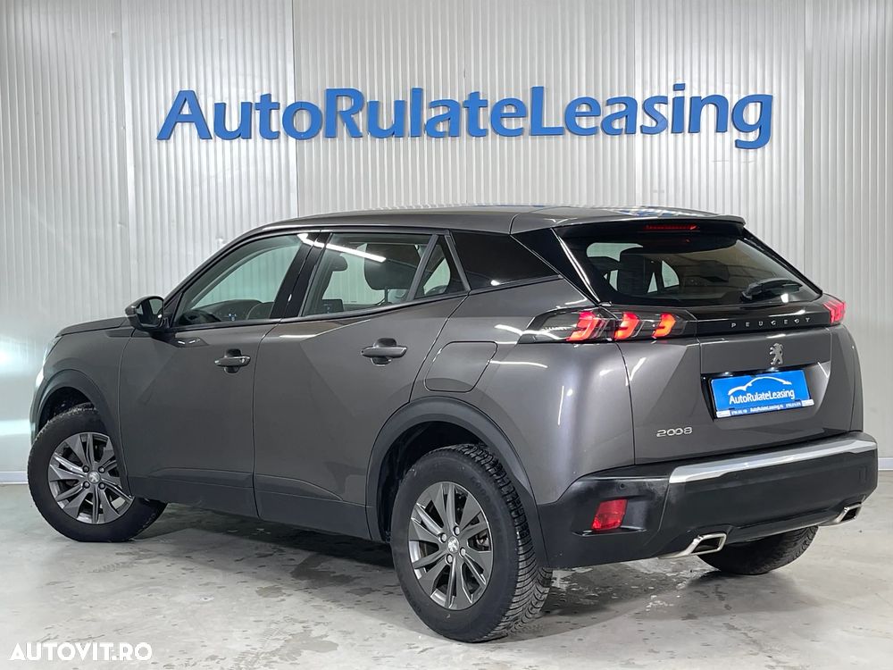 Peugeot 2008 PureTech 130 EAT8 Active - 5