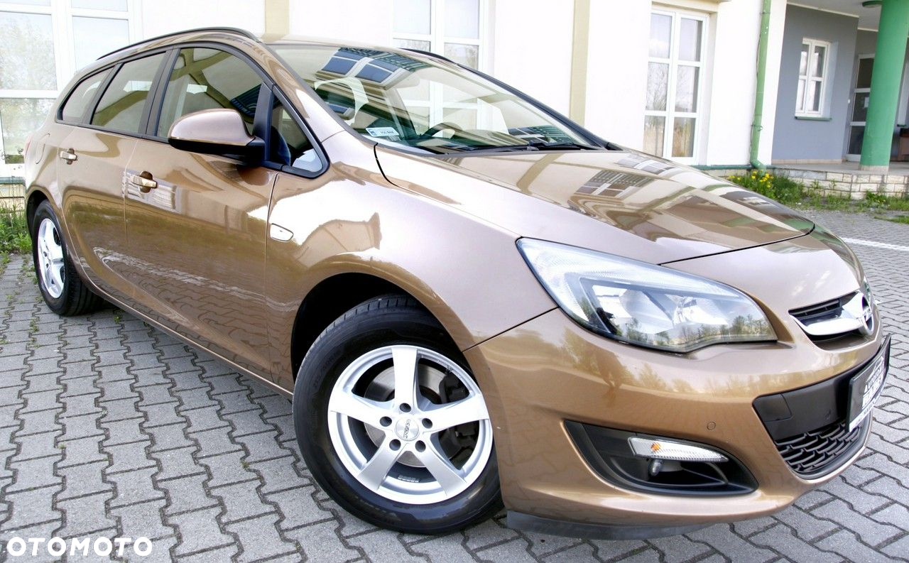 Opel Astra IV 2.0 CDTI Cosmo - 19