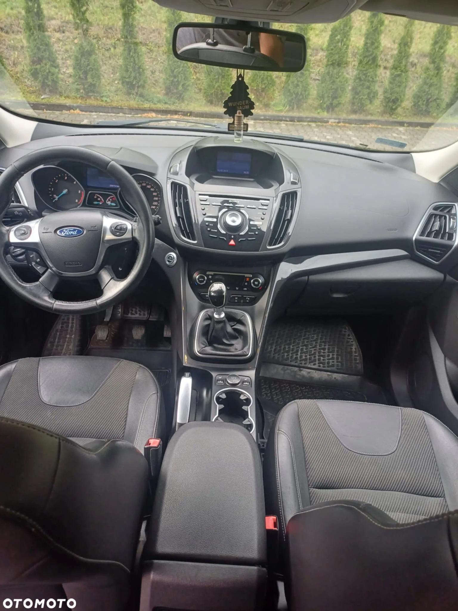 Ford Kuga 2.0 TDCi 4WD Titanium - 12
