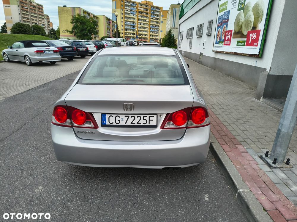 Honda Civic 1.8 Comfort - 5