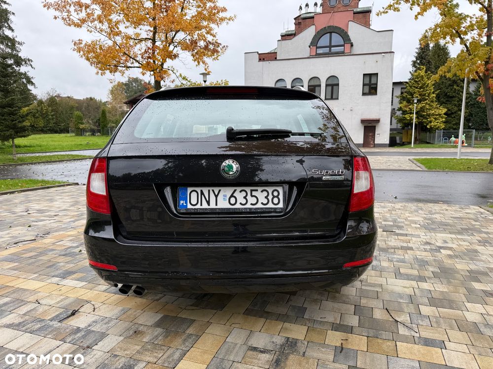 Skoda Superb 1.6 TDI GreenLine - 5