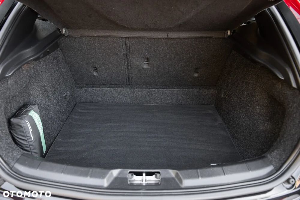 Volvo V40 D2 RDesign - 29
