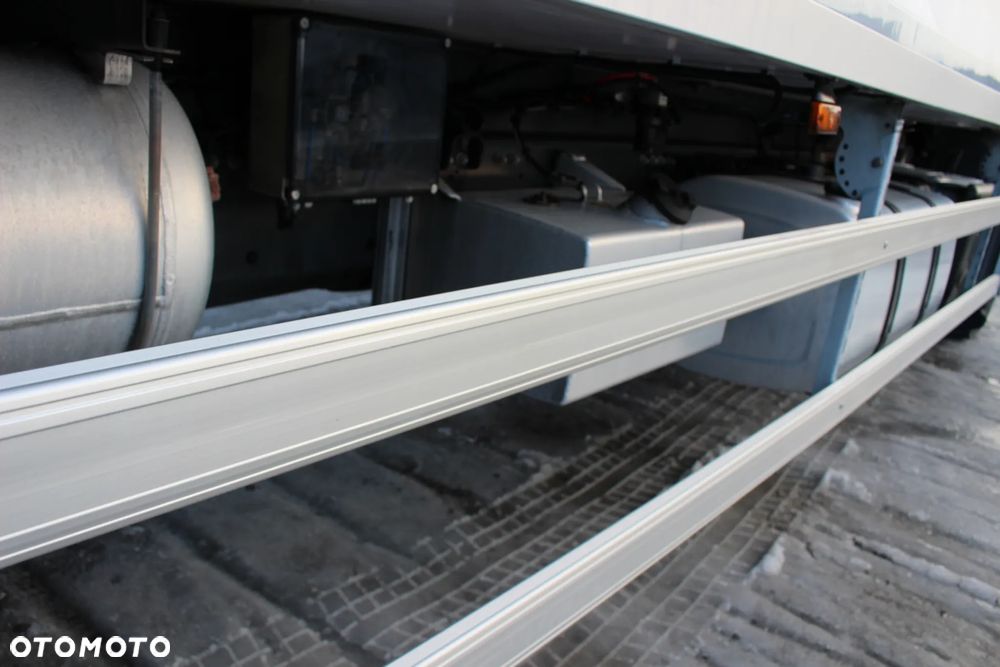 Renault D320 CHŁODNIA/*CARRIER* 1050mt / FRC 12.2026 / KAB.SYPIALNA/ EURO 6/*SERIWIS*/ SUPER STAN - 17