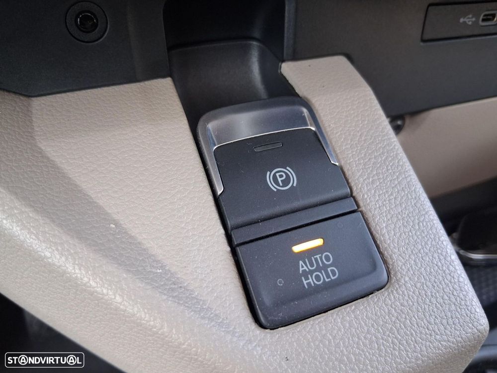 VW Multivan 1.4 TSI e-Hybrid Style Longa DSG - 24