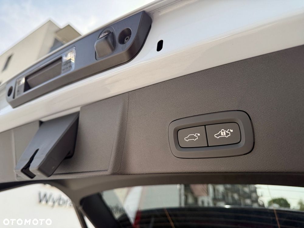 Volvo XC 40 - 30