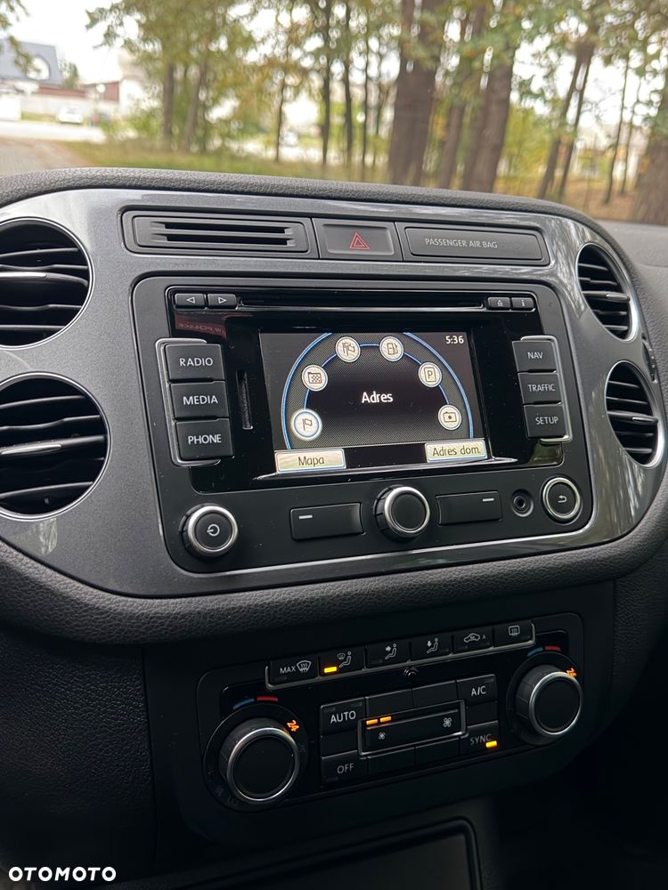 Volkswagen Tiguan - 11